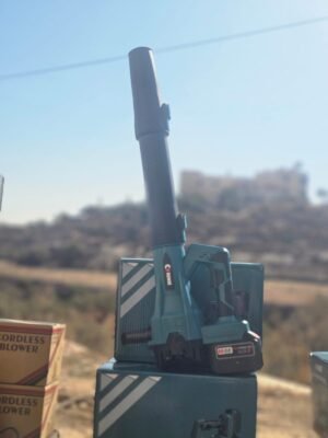 מפוח ענק עם שתי סוללות ומטען (תואם מקיטה)